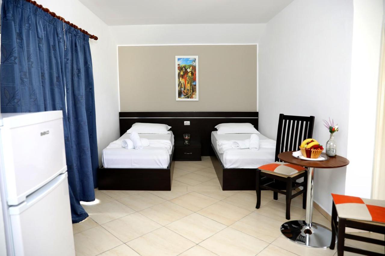 Dolce Italia Residence Radhimë Extérieur photo