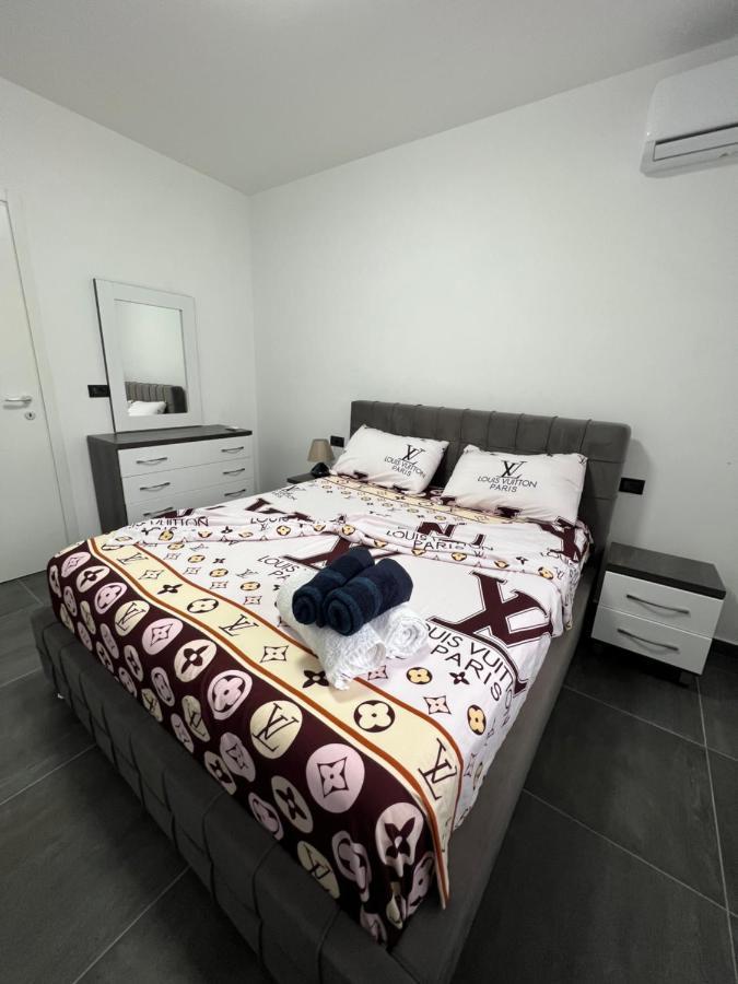 Dolce Italia Residence Radhimë Extérieur photo